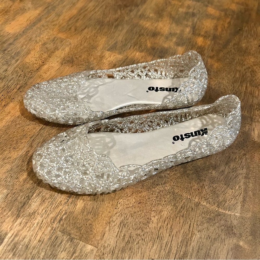Kunsto Women's Jelly Silver Flats EU size 36/ US 5.5